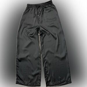 Steve Madden Black Satin Pants Size Medium